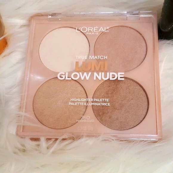 L'OREAL MAKE-UP BUNDLE - Picture 4 of 8